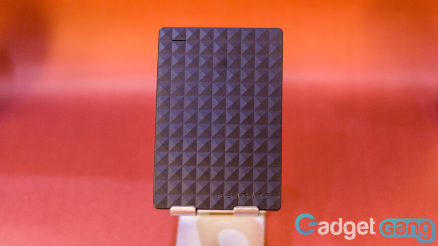 Seagate Expansion Portable Drive Review - GadgetGang